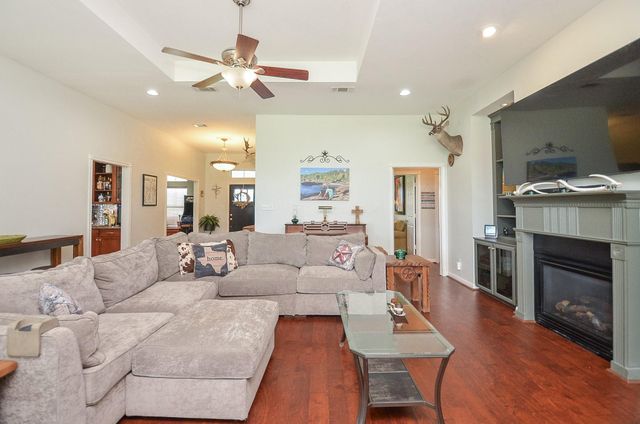 27644 Spring Hill Road, Hempstead, TX 77445