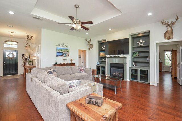 27644 Spring Hill Road, Hempstead, TX 77445