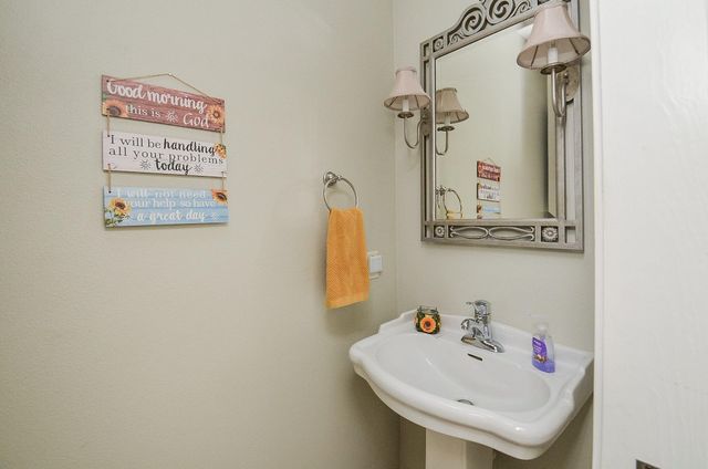 27644 Spring Hill Road, Hempstead, TX 77445