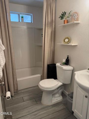 808 Blaine Avenue, Fillmore, CA 93015