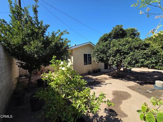 808 Blaine Avenue, Fillmore, CA 93015