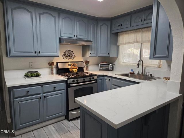 808 Blaine Avenue, Fillmore, CA 93015