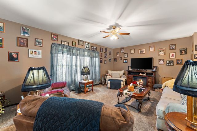 6 S Fish Lake Street, Valparaiso, IN 46385