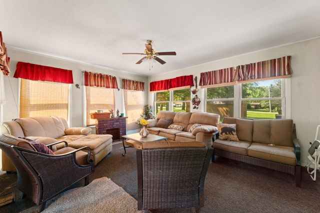 6 S Fish Lake Street, Valparaiso, IN 46385