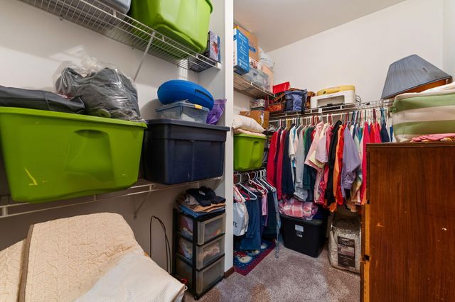 6 S Fish Lake Street, Valparaiso, IN 46385