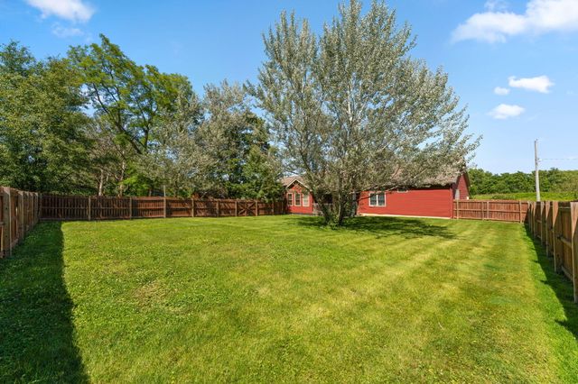 6 S Fish Lake Street, Valparaiso, IN 46385