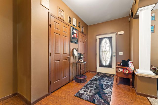 6 S Fish Lake Street, Valparaiso, IN 46385