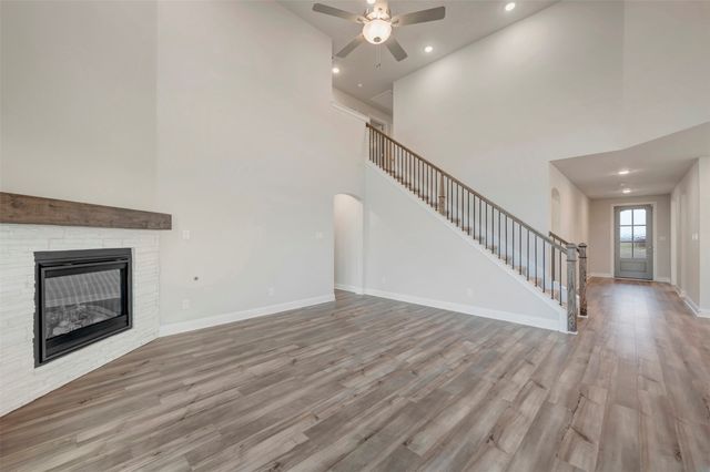 713 Scarlet Sage Drive, Waxahachie, TX 75165