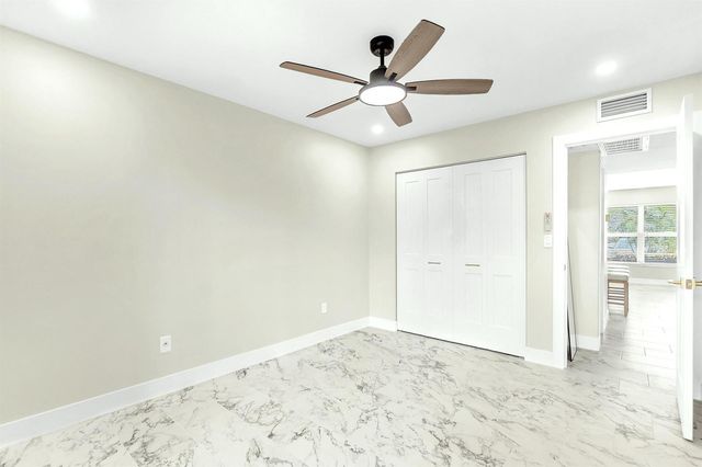 2929 SE Ocean Boulevard E4, Stuart, FL 34996