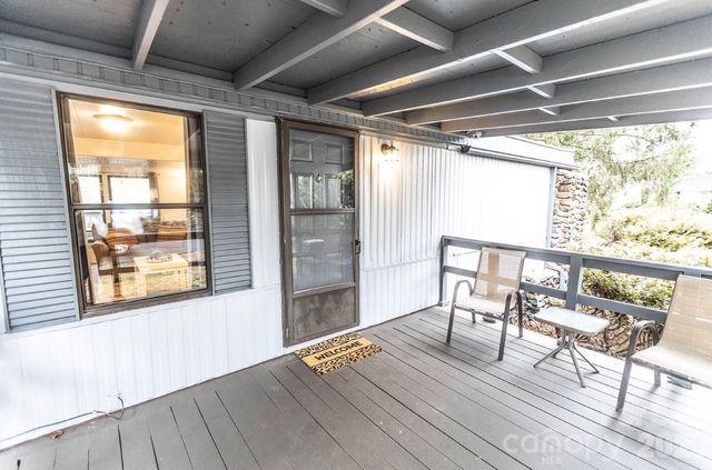 101 6th Street, Black Mountain, NC 28711