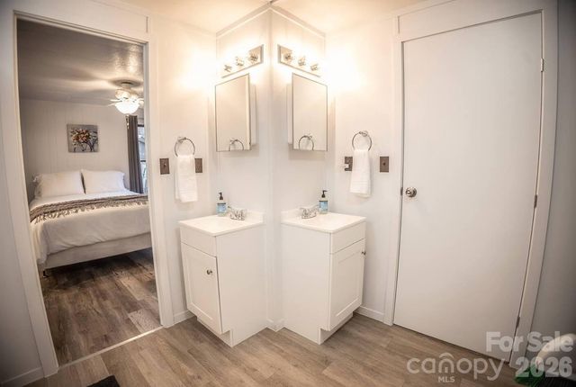 101 6th Street, Black Mountain, NC 28711