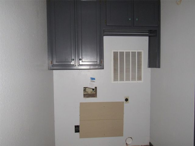 109 Woody Ray Drive, Elm Mott, TX 76640