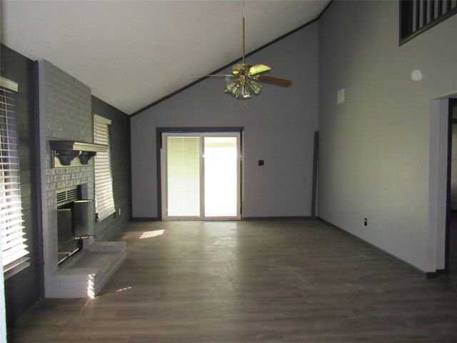 109 Woody Ray Drive, Elm Mott, TX 76640