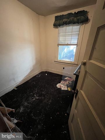 1813 M ST NE, Washington, DC 20002