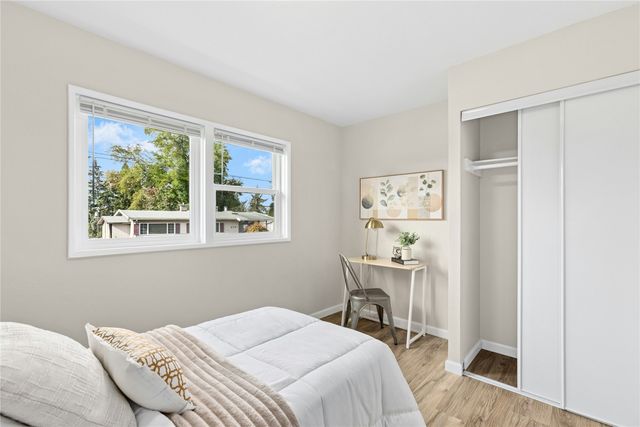 670 Dayton Avenue NE, Renton, WA 98056