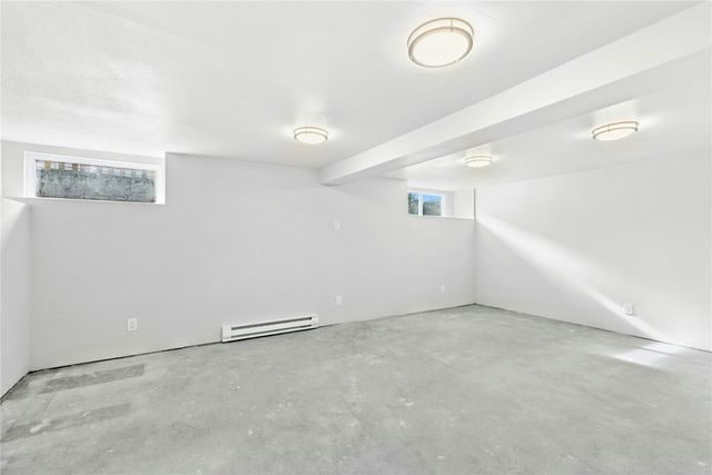 670 Dayton Avenue NE, Renton, WA 98056