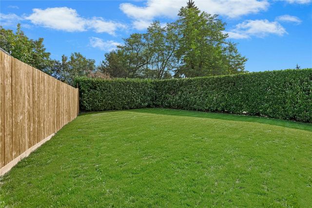 670 Dayton Avenue NE, Renton, WA 98056