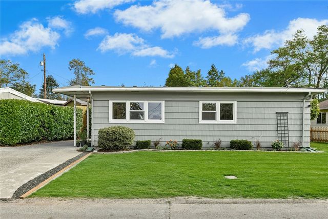 670 Dayton Avenue NE, Renton, WA 98056