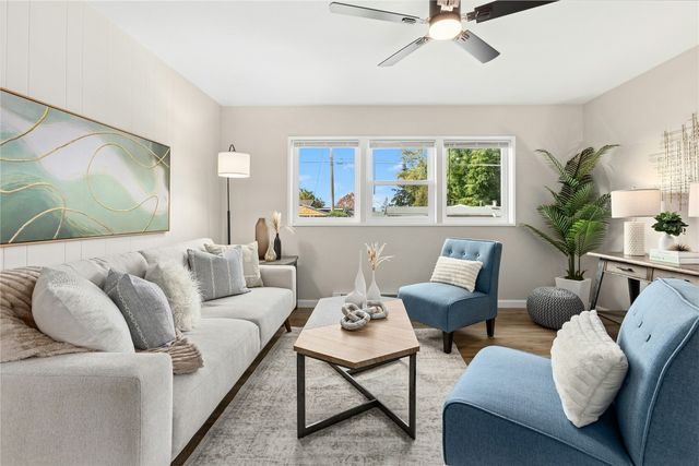 670 Dayton Avenue NE, Renton, WA 98056