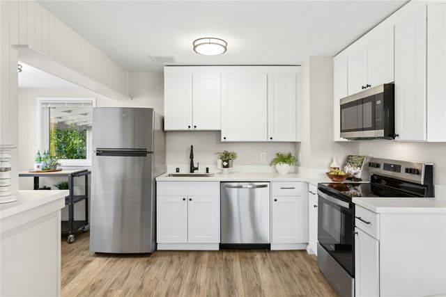 670 Dayton Avenue NE, Renton, WA 98056