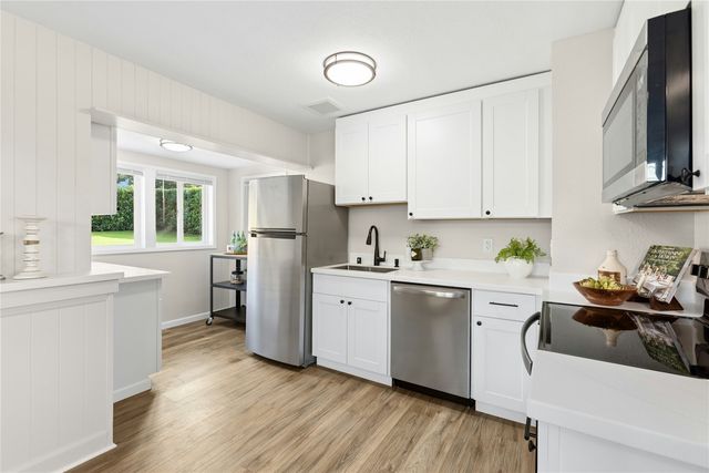 670 Dayton Avenue NE, Renton, WA 98056