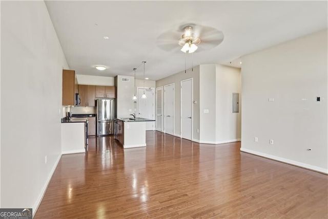 711 Cosmopolitan Drive NE 353, Atlanta, GA 30324