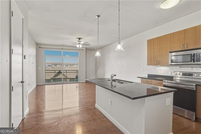 711 Cosmopolitan Drive NE 353, Atlanta, GA 30324