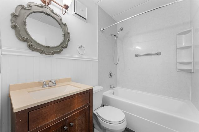 43-51 Albion St C9, Melrose, MA 02176