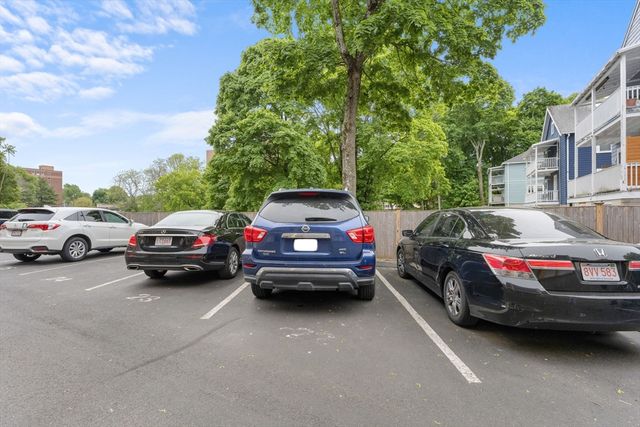 43-51 Albion St C9, Melrose, MA 02176