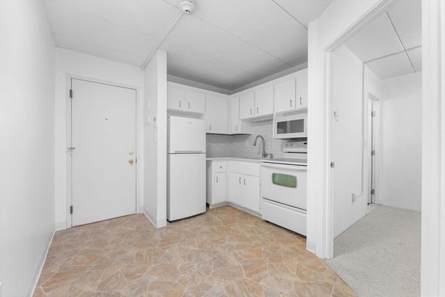 43-51 Albion St C9, Melrose, MA 02176