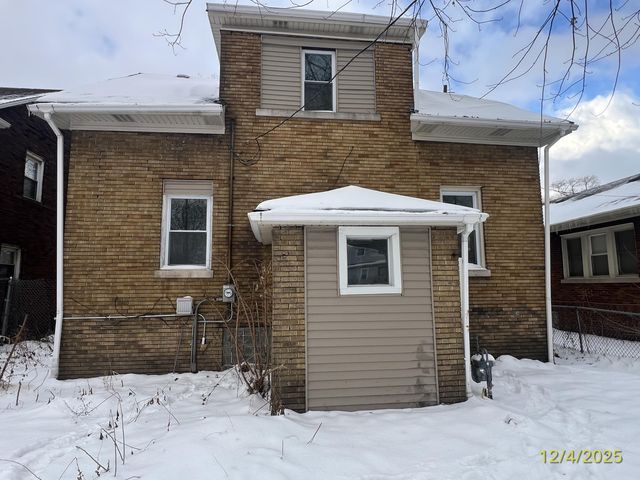 323 Garfield Street, Gary, IN 46404