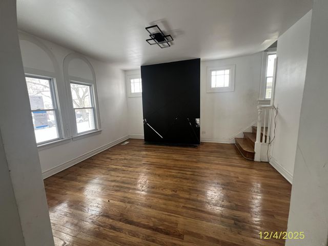 323 Garfield Street, Gary, IN 46404