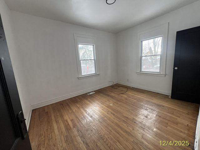 323 Garfield Street, Gary, IN 46404