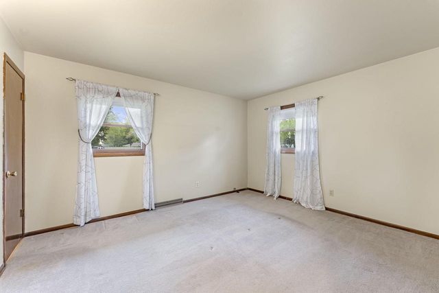 W173S7150 Grove STREET, Muskego, WI 53150