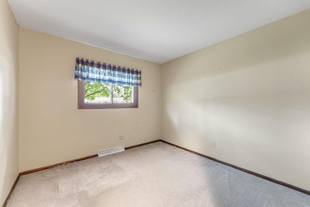 W173S7150 Grove STREET, Muskego, WI 53150