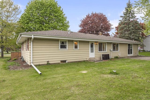 W173S7150 Grove STREET, Muskego, WI 53150