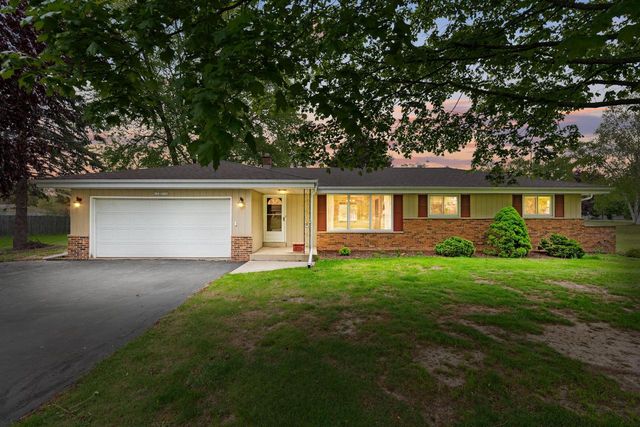 W173S7150 Grove STREET, Muskego, WI 53150