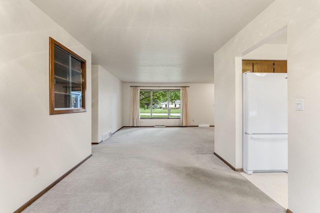 W173S7150 Grove STREET, Muskego, WI 53150
