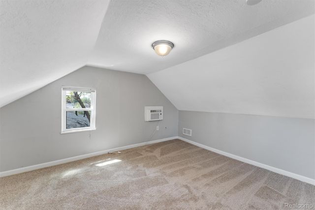 28855 Delton Street, Madison Heights, MI 48071