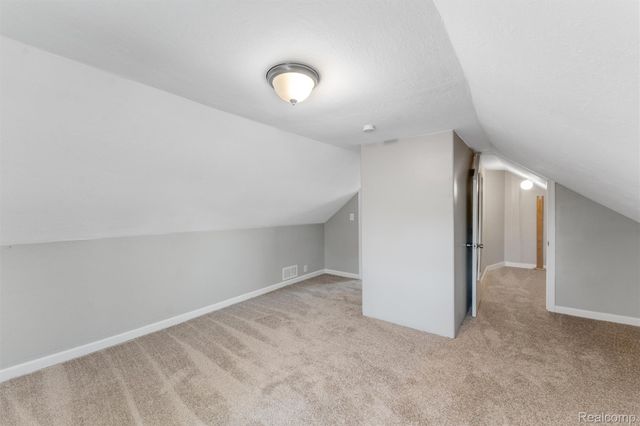 28855 Delton Street, Madison Heights, MI 48071