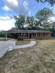 621 Oak Grove Road, Kings Mountain, NC 28086