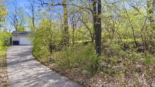 E1775 GARFIELD LANE, Waupaca, WI 54981