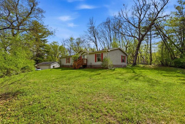 E1775 GARFIELD LANE, Waupaca, WI 54981