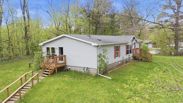 E1775 GARFIELD LANE, Waupaca, WI 54981