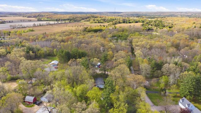 E1775 GARFIELD LANE, Waupaca, WI 54981