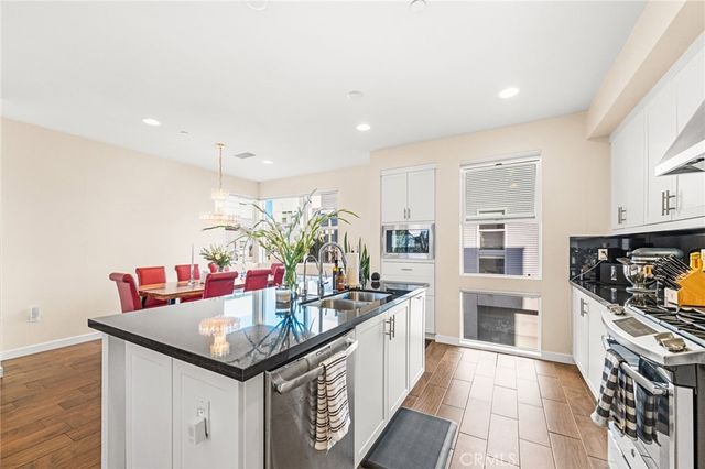 143 Mercer, Costa Mesa, CA 92627