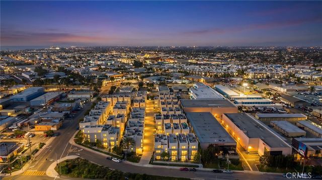 143 Mercer, Costa Mesa, CA 92627