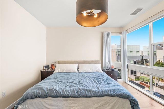 143 Mercer, Costa Mesa, CA 92627