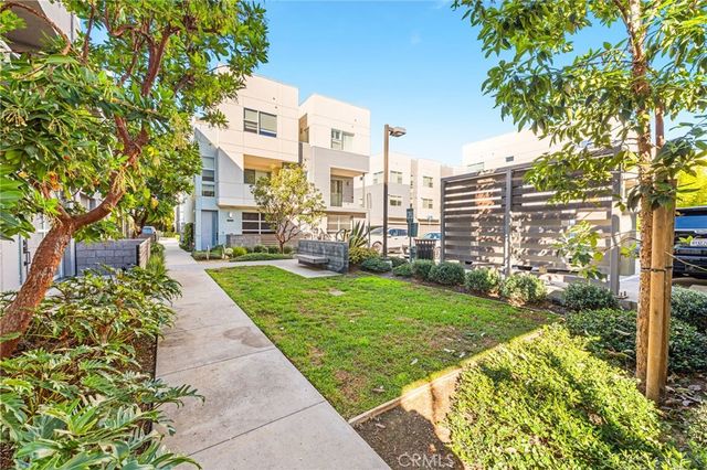 143 Mercer, Costa Mesa, CA 92627