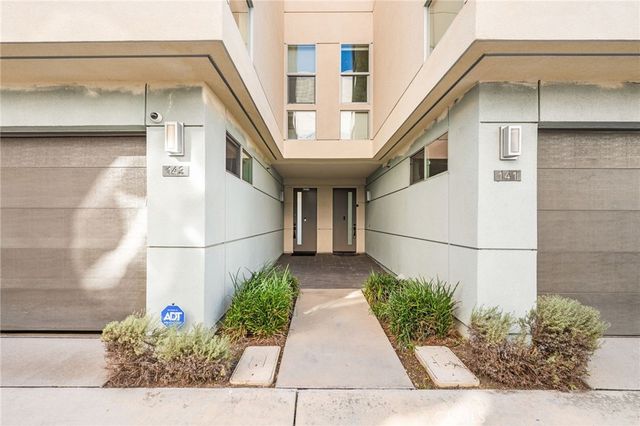 143 Mercer, Costa Mesa, CA 92627